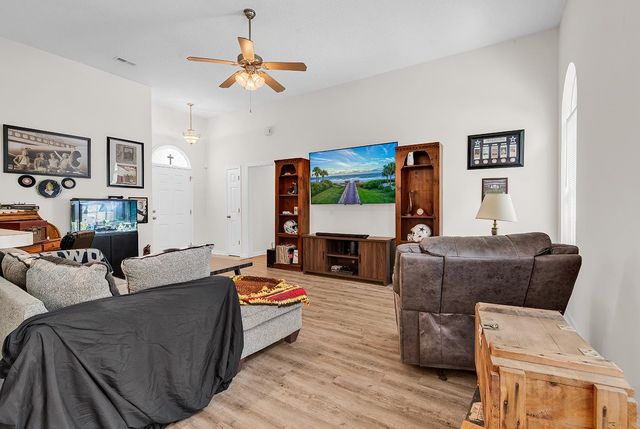 347 Harbour Reef Dr., Myrtle Beach, SC 29588