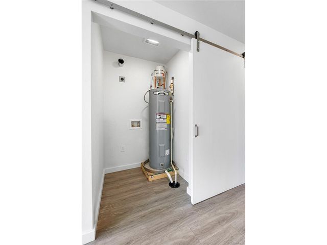 1953 Blackhawk St, Aurora, CO 80011