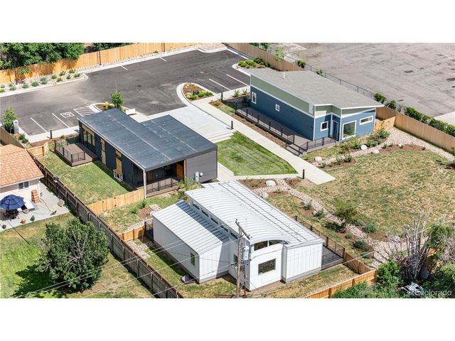 1953 Blackhawk St, Aurora, CO 80011