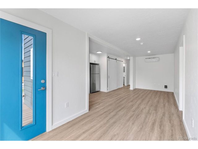 1953 Blackhawk St, Aurora, CO 80011