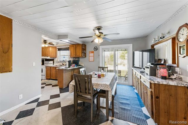 11472 E Lippincott Boulevard, Davison, MI 48423