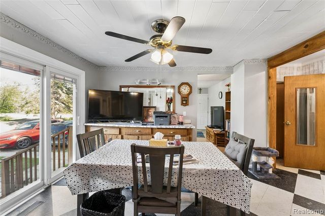 11472 E Lippincott Boulevard, Davison, MI 48423