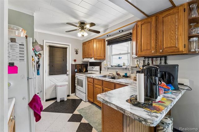 11472 E Lippincott Boulevard, Davison, MI 48423