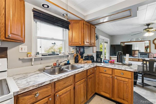 11472 E Lippincott Boulevard, Davison, MI 48423