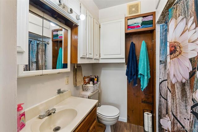 11472 E Lippincott Boulevard, Davison, MI 48423