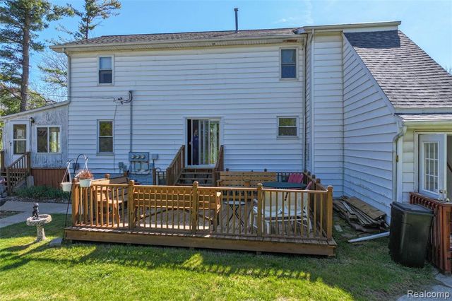 11472 E Lippincott Boulevard, Davison, MI 48423