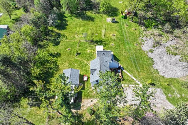 11472 E Lippincott Boulevard, Davison, MI 48423