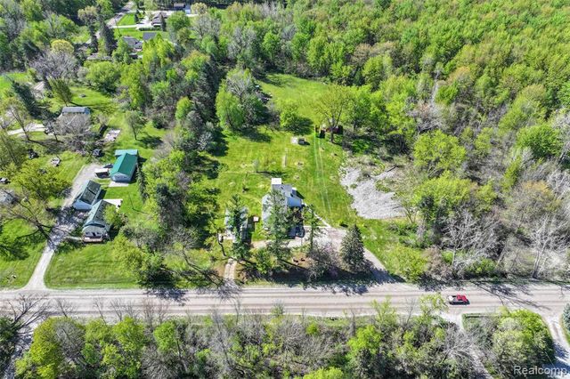11472 E Lippincott Boulevard, Davison, MI 48423