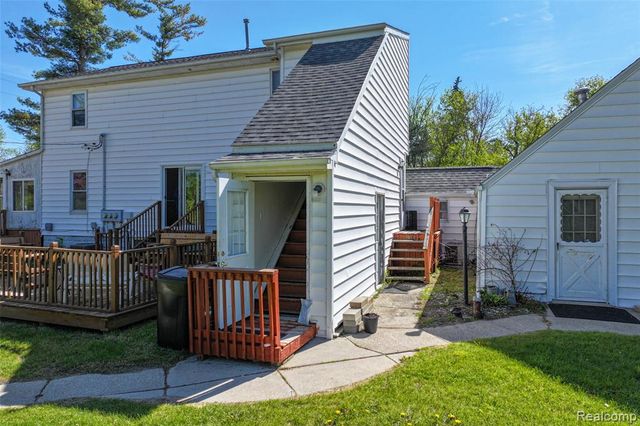 11472 E Lippincott Boulevard, Davison, MI 48423