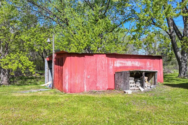 11472 E Lippincott Boulevard, Davison, MI 48423