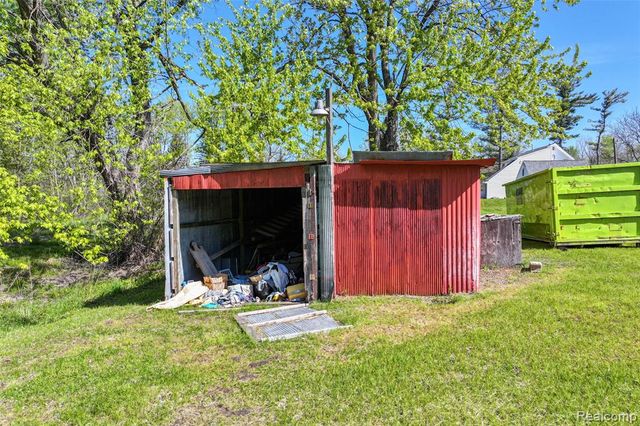 11472 E Lippincott Boulevard, Davison, MI 48423