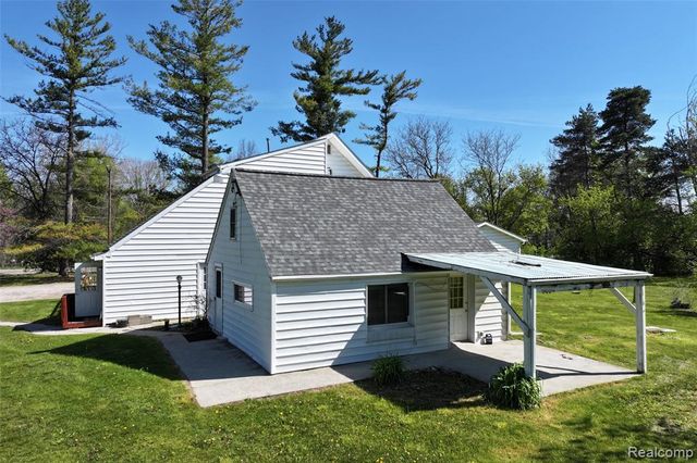 11472 E Lippincott Boulevard, Davison, MI 48423
