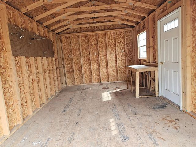 501 11th Street E, Vinton, IA 52349