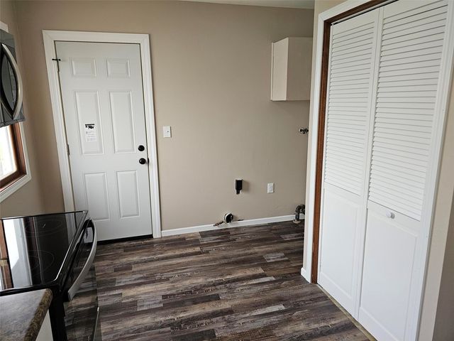 501 11th Street E, Vinton, IA 52349