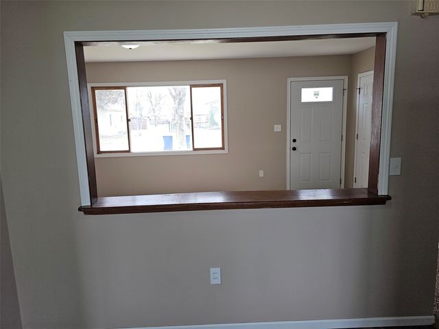 501 11th Street E, Vinton, IA 52349