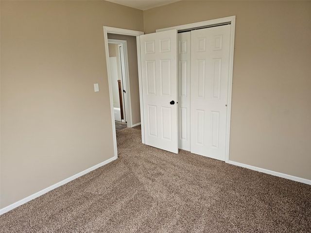 501 11th Street E, Vinton, IA 52349