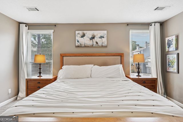 1027 Riverbend Club Drive SE, Atlanta, GA 30339