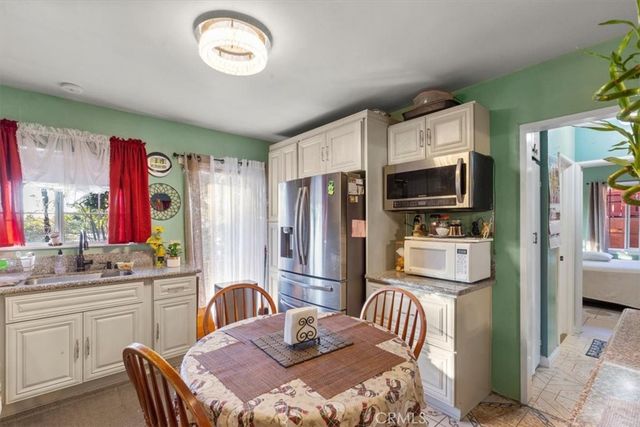 3811 N Broadway, Los Angeles, CA 90031