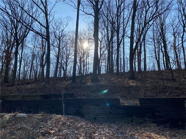 159 Oakdale Dr, Zelienople Boro, PA 16063