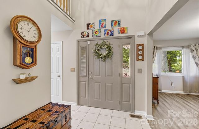 28 Secretariat Drive, Hendersonville, NC 28792