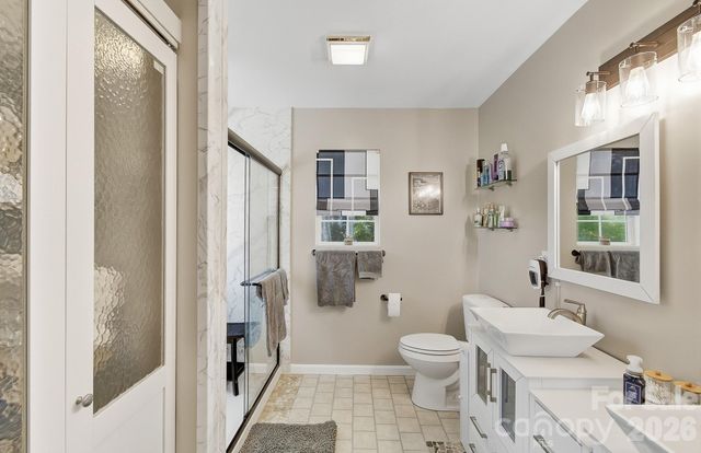 28 Secretariat Drive, Hendersonville, NC 28792