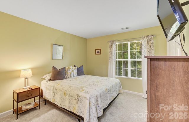 28 Secretariat Drive, Hendersonville, NC 28792