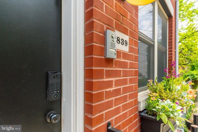 839 PERKIOMEN ST, Philadelphia, PA 19130