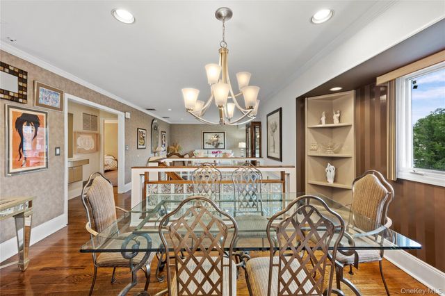 2969 Hampton Court, Wantagh, NY 11793