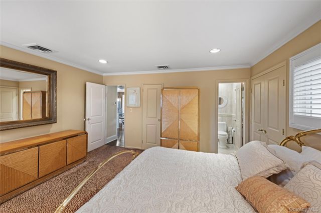 2969 Hampton Court, Wantagh, NY 11793