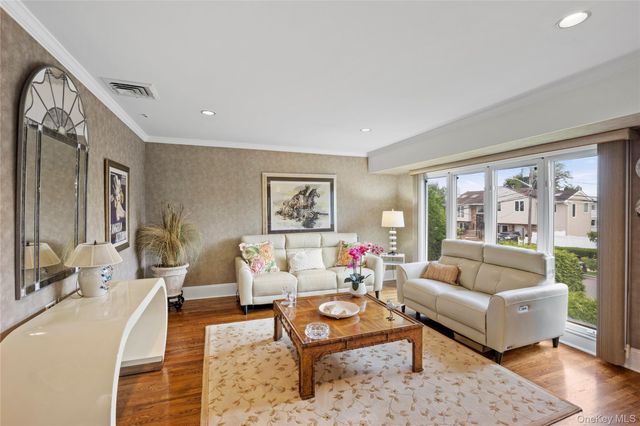 2969 Hampton Court, Wantagh, NY 11793