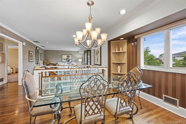 2969 Hampton Court, Wantagh, NY 11793