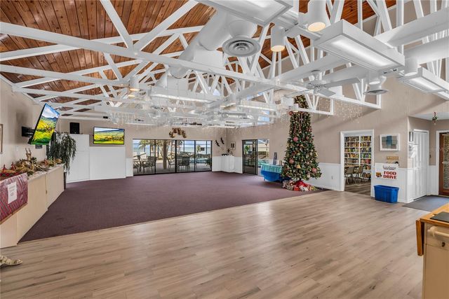 104 ACACIA POINT, Yalaha, FL 34797