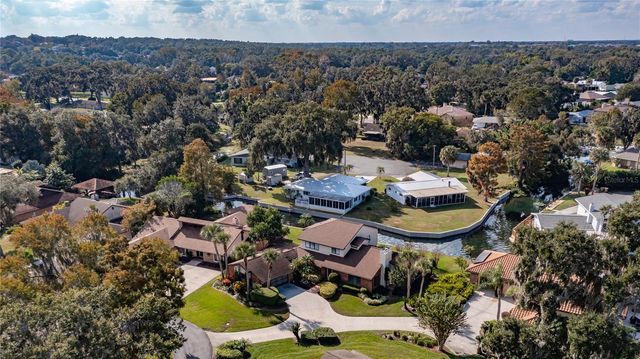 104 ACACIA POINT, Yalaha, FL 34797