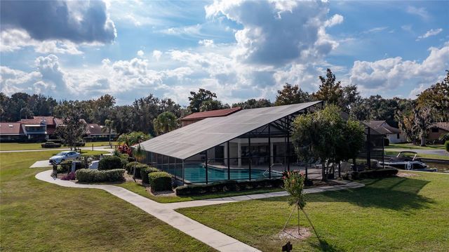 104 ACACIA POINT, Yalaha, FL 34797