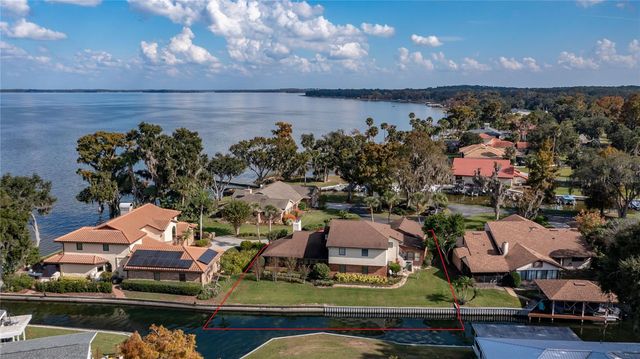 104 ACACIA POINT, Yalaha, FL 34797