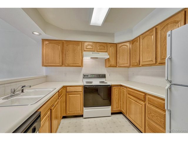 6977 Los Reyes Cir, Colorado Springs, CO 80918