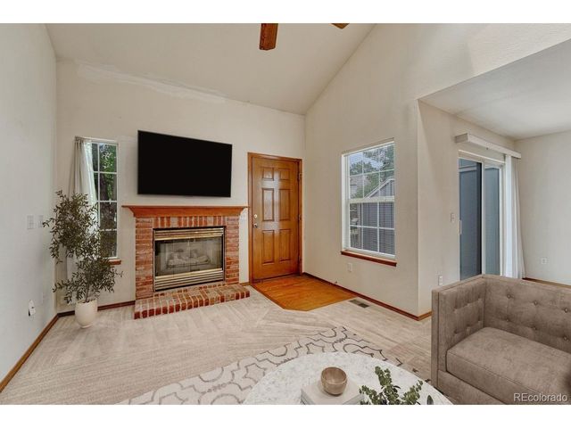 6977 Los Reyes Cir, Colorado Springs, CO 80918