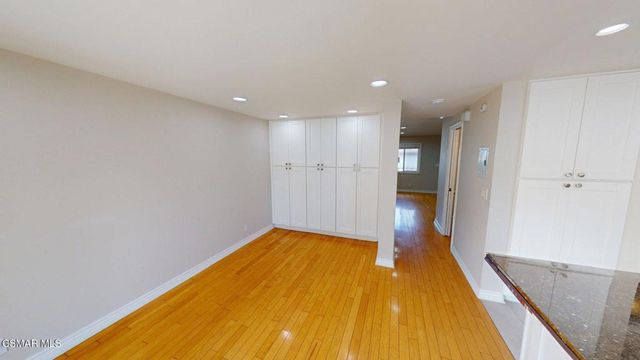 336 Green Moor Place, Thousand Oaks, CA 91361