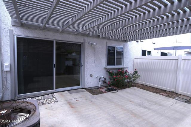 336 Green Moor Place, Thousand Oaks, CA 91361