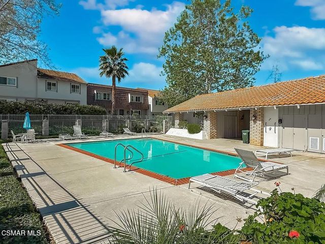 336 Green Moor Place, Thousand Oaks, CA 91361