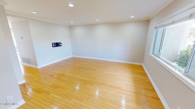 336 Green Moor Place, Thousand Oaks, CA 91361