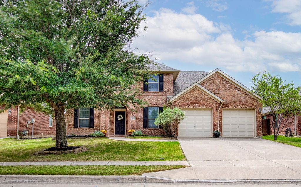 4005 Dellman Drive, Fort Worth, TX 76262