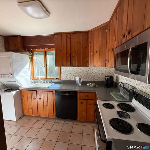 6 Mountain View Lane, New Milford, CT 06776