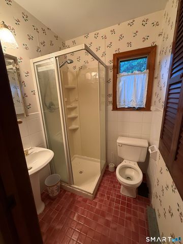 6 Mountain View Lane, New Milford, CT 06776