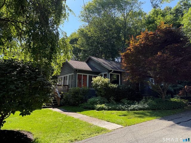 6 Mountain View Lane, New Milford, CT 06776