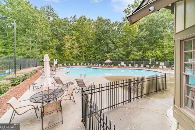 2463 Walnut Tree Lane, Buford, GA 30519