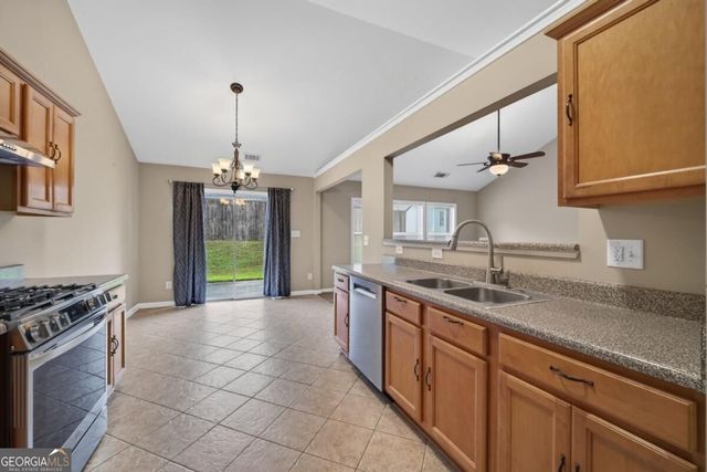2463 Walnut Tree Lane, Buford, GA 30519