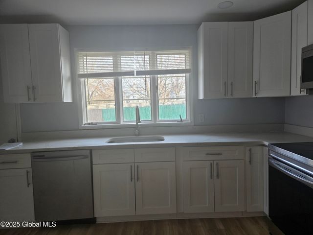 86 Hackett Boulevard Unit 1, Albany, NY 12209