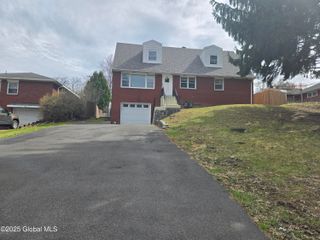 86 Hackett Boulevard Unit 1, Albany, NY 12209