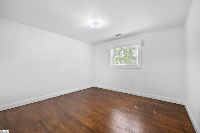 206 Greenbriar Drive, Simpsonville, SC 29680